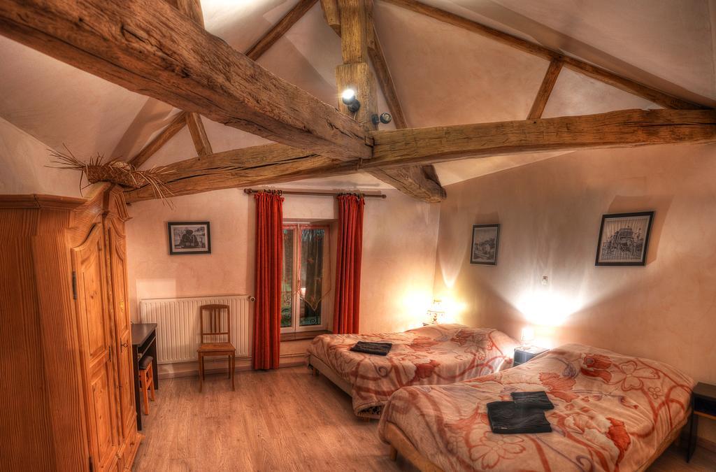 مبيت وإفطار Saint-Paul  La Ferme Des 3 Suissesses الغرفة الصورة