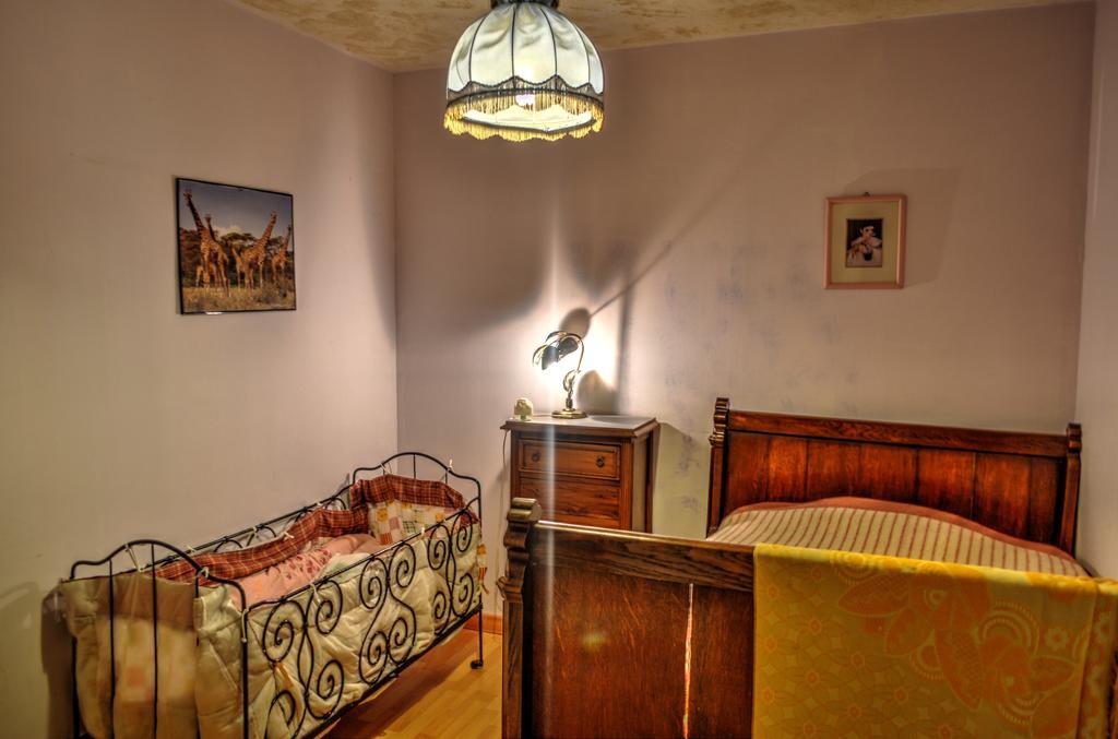 مبيت وإفطار Saint-Paul  La Ferme Des 3 Suissesses الغرفة الصورة